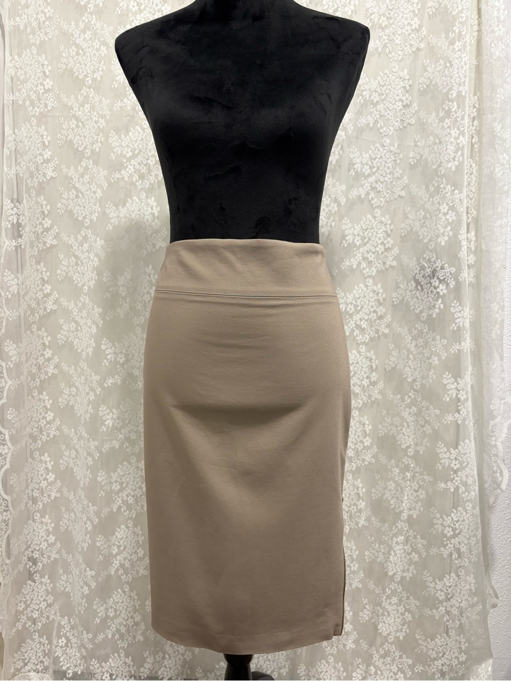 Express Beige High-Waist Pencil Skirt